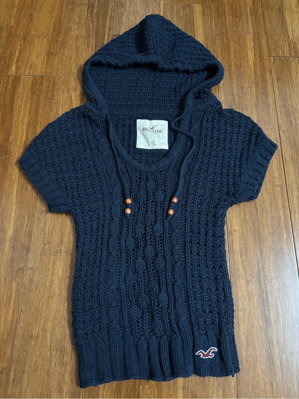 Hollister Co. Y2K Navy Short Sleeve Cable Knit Hoodie Size XS